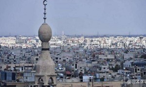 对中俄作出承诺后，昔日仇敌成克宫“座上宾”，普京实在笑不出来