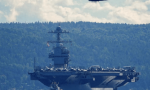 中美是“打”还是和？美军上将直接摊牌了，解放军接到通知，四川舰被秘密追踪，特朗普野心曝光