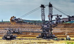 比稀土管控更可怕？外媒：中国攥紧一张王牌，美军命门被死死捏住