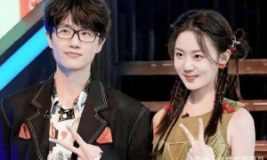 谁还敢说14岁是代沟？许嵩冯禧把这年龄差玩成了顶配浪漫！