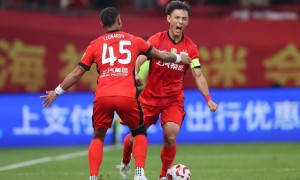 冲刺！中超-对手乌龙+两世界波 海港3-0浙江最快今晚夺冠