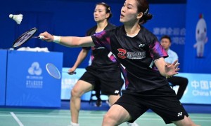 全运羽毛球：石宇奇陈雨菲取胜 男女团决赛均上演苏浙对决