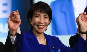 局势恶化！美军南海坠机后，新的“大鱼”浮出水面，马科斯逼中国上审判台，中方立场坚定