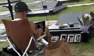 具俊晔在大S墓碑刻情侣纹身誓言：REMEMBER TOGETHER FOREVER