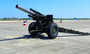 欧洲是打肿脸充胖子，没钱没产能还要支持乌克兰打仗，结果只能援助二战老炮