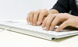 日本前首相批高市言辞越界轻率危险