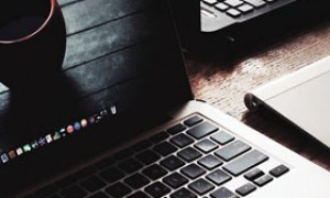 日本前首相批高市言辞越界轻率危险